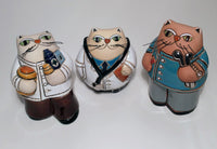 Cat Professional Figurines - Artesania Rinconada