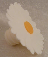 Daisy Bottle Stopper - White