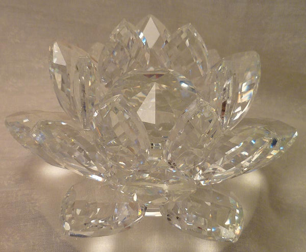 Medium Crystal Lotus with 40mm Crystal Ball