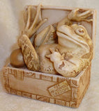 Hemingway - Harmony Kingdom - Jules Enchanting Gifts