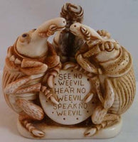 See No Weevil - Harmony Kingdom - Jules Enchanting Gifts